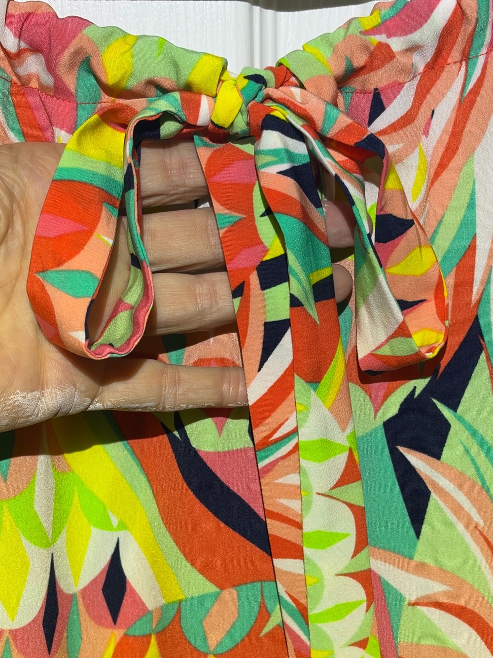 NWOT Crown & Ivy Colorful Tropical Pineapple Print Halter Style Sundress. XL - Picture 5 of 8